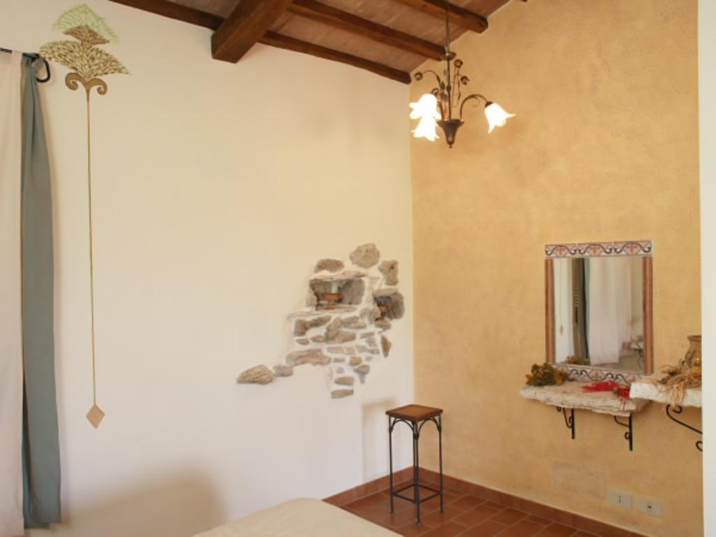 Agriturismo Il Grillo Parlante Pitigliano Camera foto