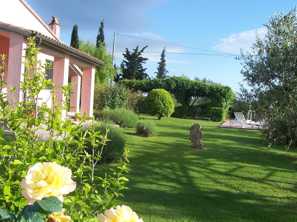 Agriturismo Il Grillo Parlante Pitigliano Esterno foto
